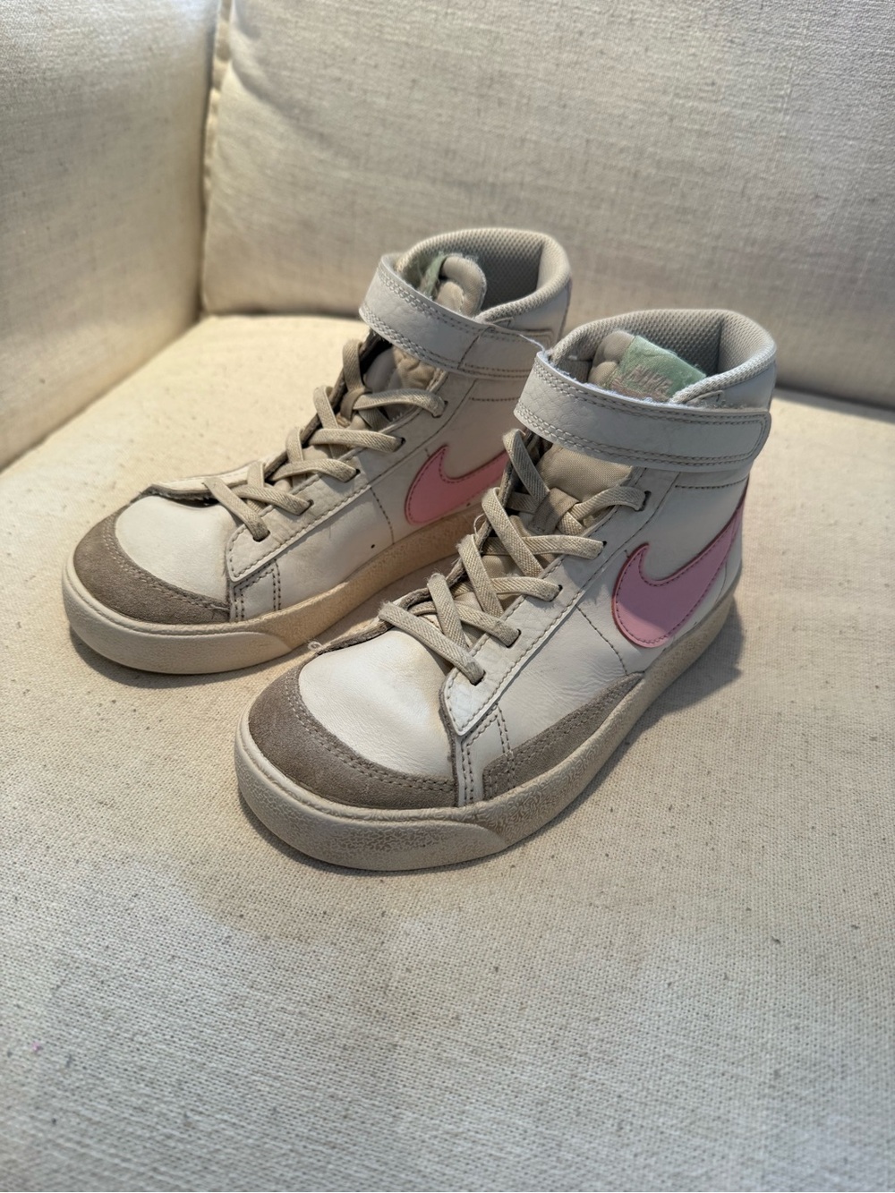 Nike High-Top Sneakers Girls size 1.5